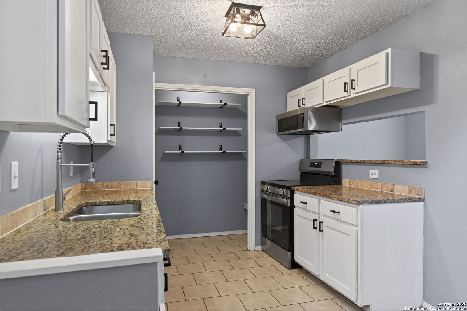2415 Moss Terrace San Antonio TX 78232