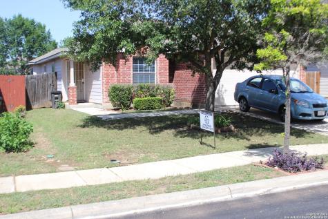 9015 Laguna Rio San Antonio TX 78251