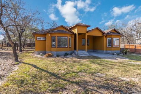 3938 New Mathis Elmendorf TX 78112