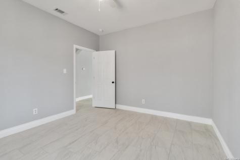 3938 New Mathis Elmendorf TX 78112