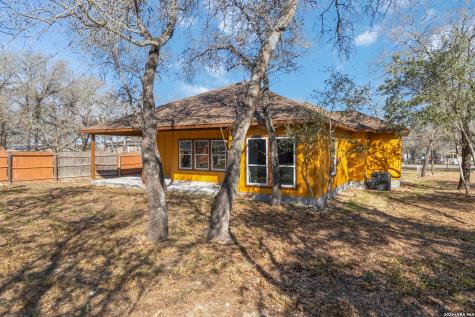 3938 New Mathis Elmendorf TX 78112