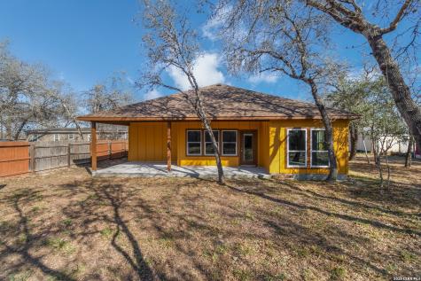 3938 New Mathis Elmendorf TX 78112