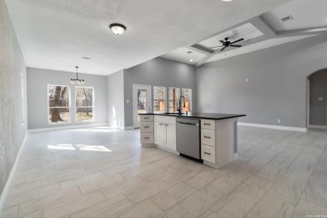 3938 New Mathis Elmendorf TX 78112