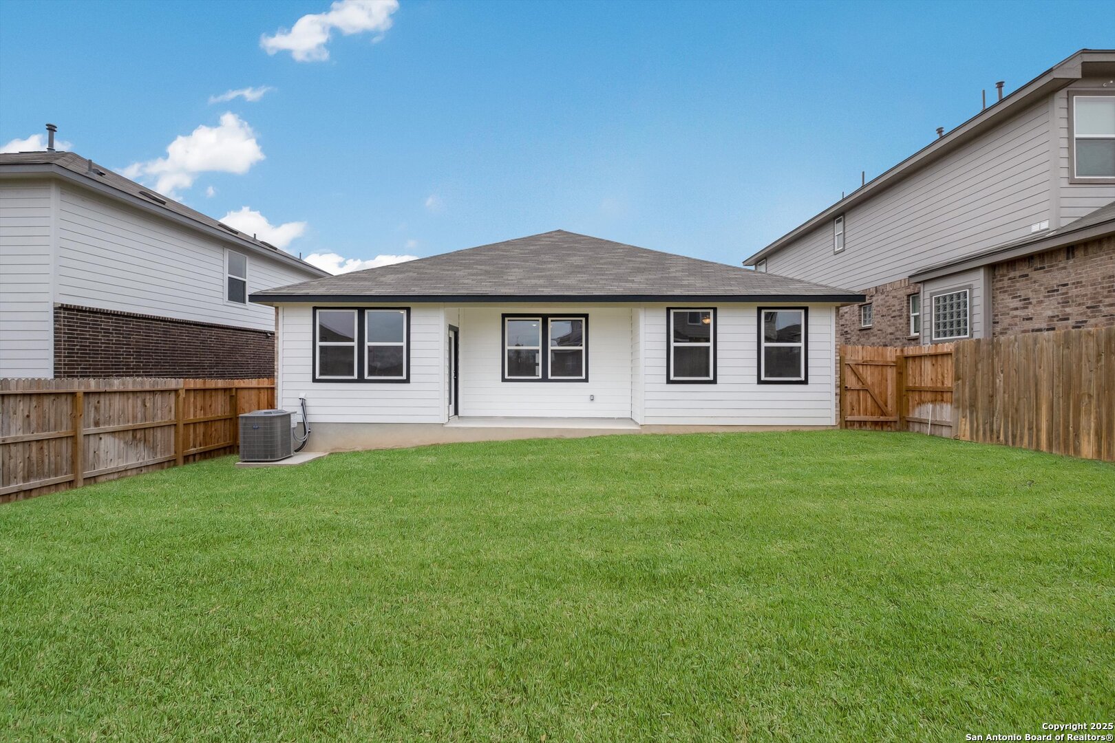 10534 Briceway Club San Antonio TX 78254