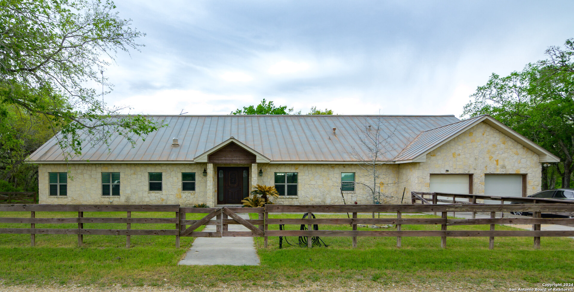 575 Eden Road Seguin TX 78155