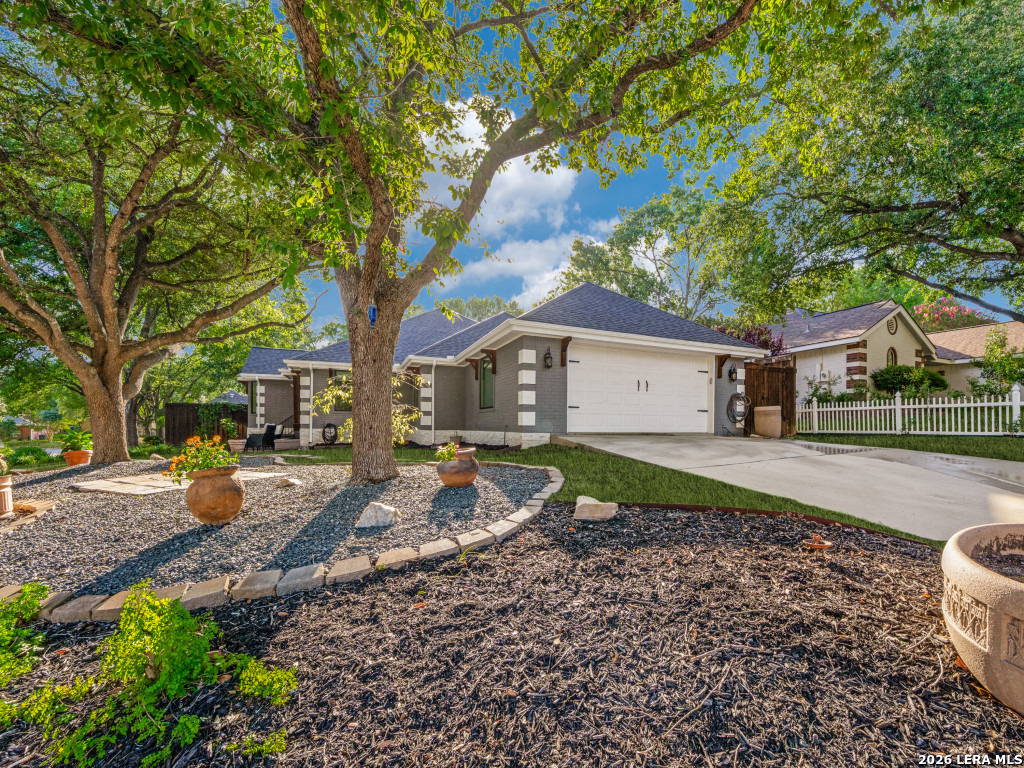 1933 Squire Circle New Braunfels TX 78130