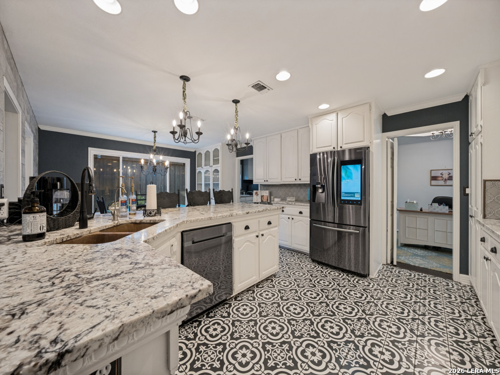 1933 Squire Circle New Braunfels TX 78130