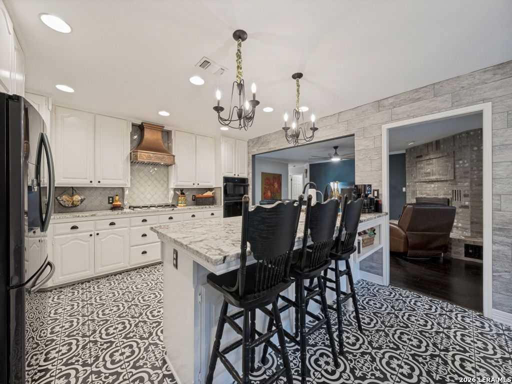 1933 Squire Circle New Braunfels TX 78130