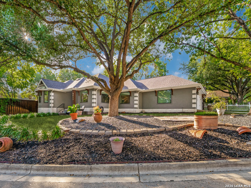 1933 Squire Circle New Braunfels TX 78130