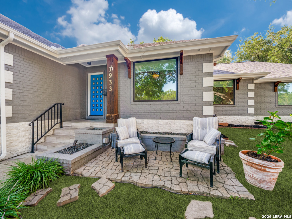 1933 Squire Circle New Braunfels TX 78130