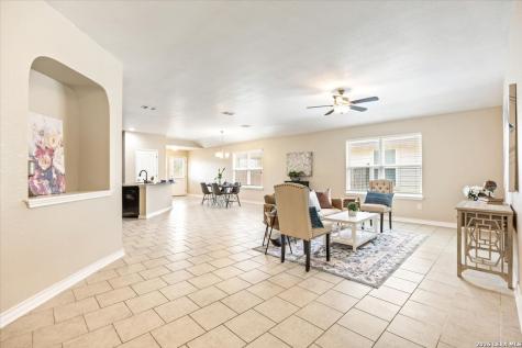 8737 Ironwood Hill San Antonio TX 78254