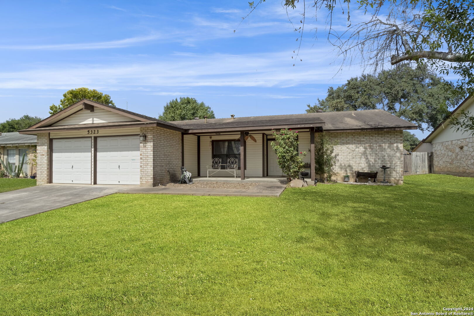 5323 Walnut Vista Drive San Antonio TX 78247