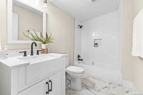 315 Saint James San Antonio TX 78202