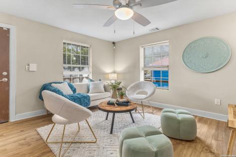 315 Saint James San Antonio TX 78202