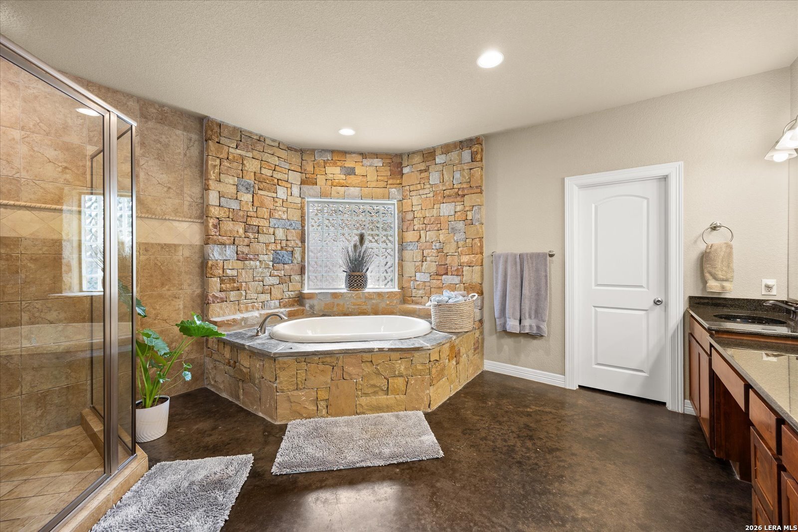 244 Leather Leaf Boerne TX 78006