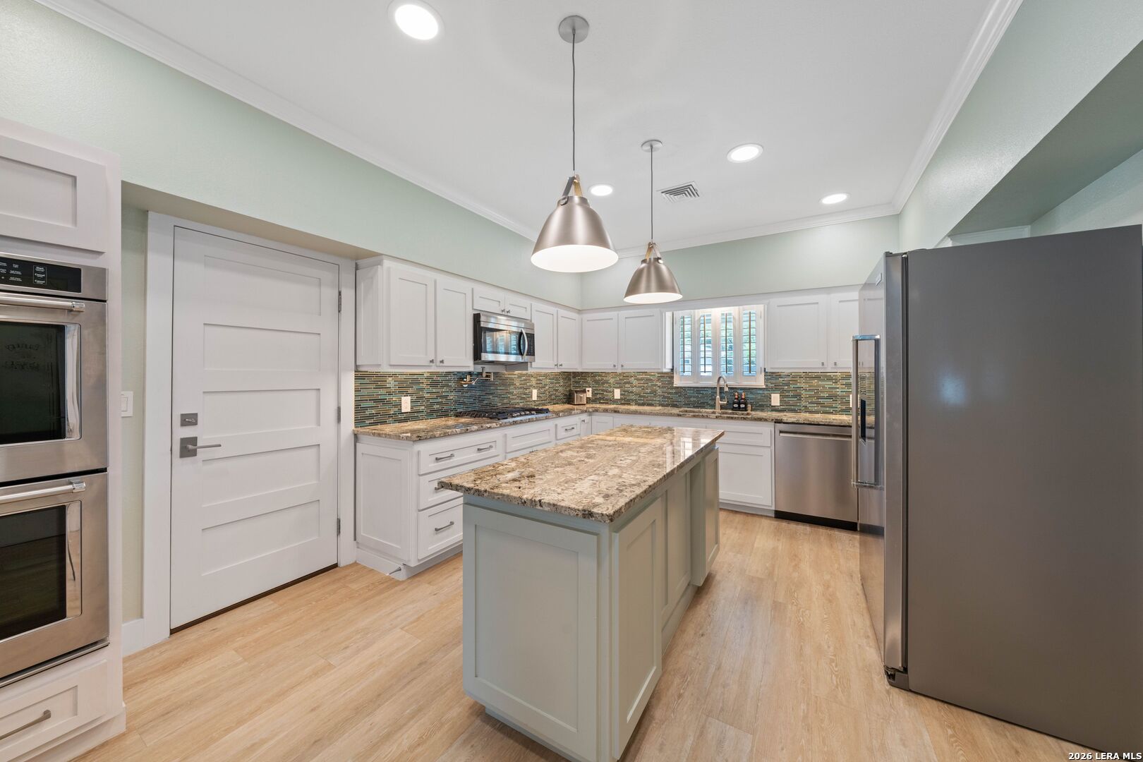 2011 Crescent Drive Rockport TX 78382