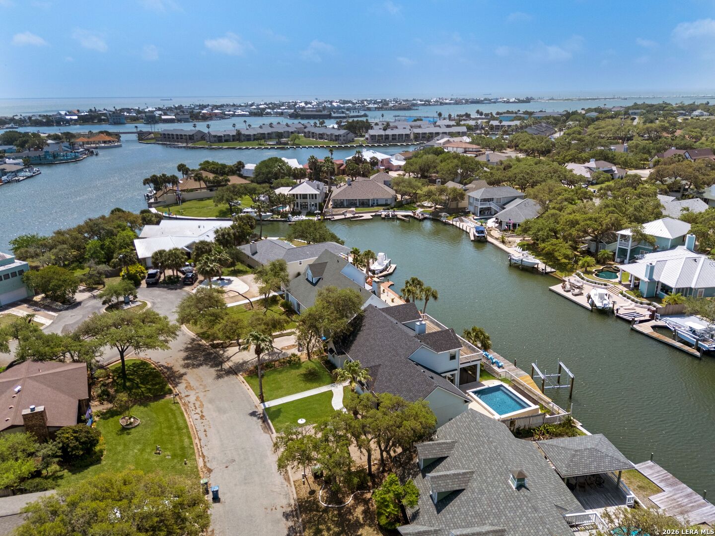 2011 Crescent Drive Rockport TX 78382