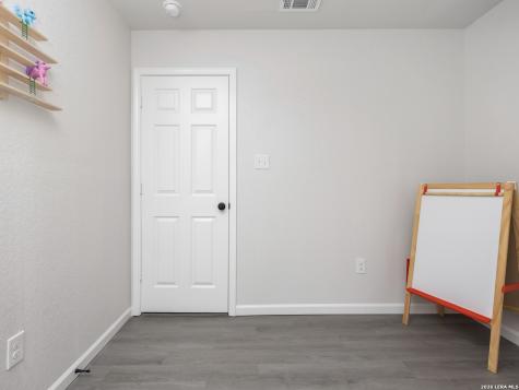 14223 Ridge Dale San Antonio TX 78233