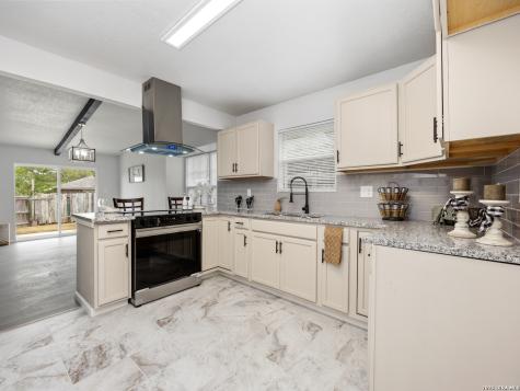14223 Ridge Dale San Antonio TX 78233