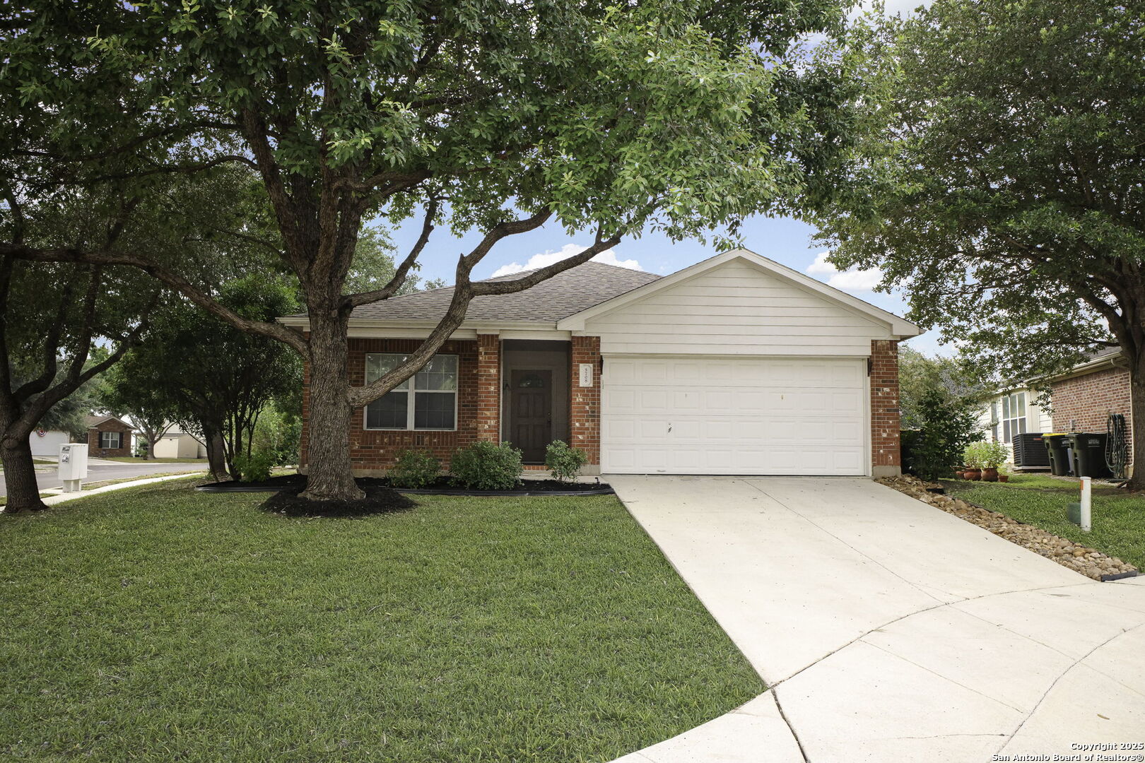 5708 Crooked Stick Schertz TX 78108