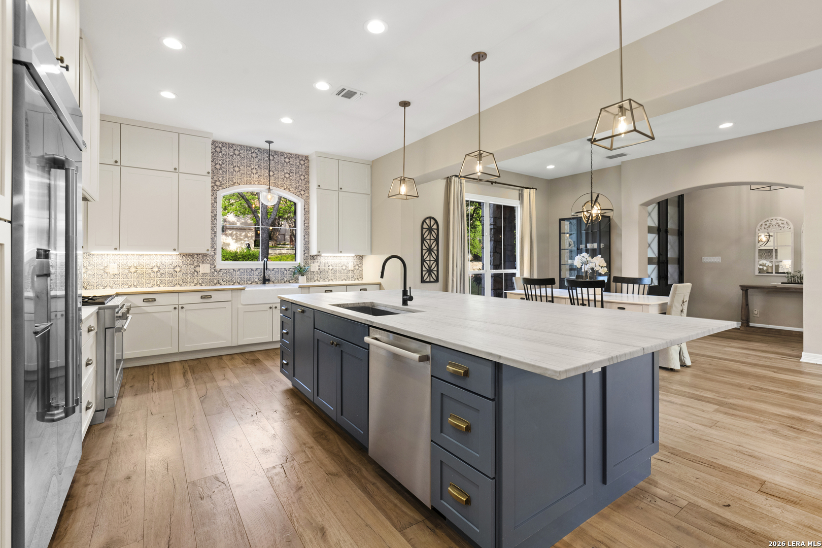 1938 Far Niente San Antonio TX 78258
