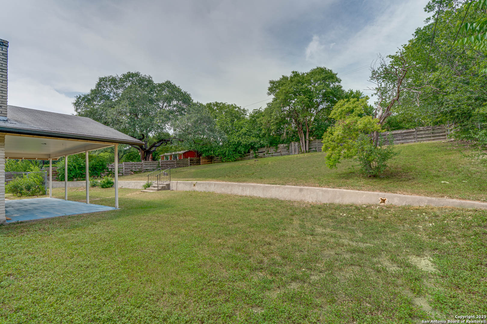 211 E Woodlake San Antonio TX 78229