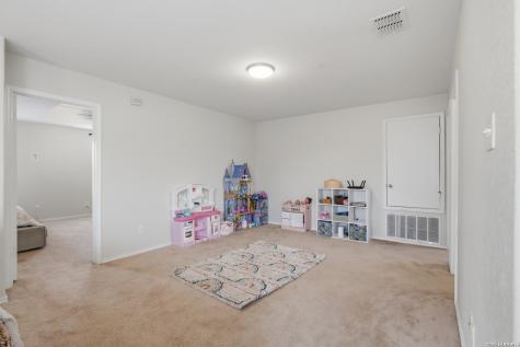 9235 Silver Vista San Antonio TX 78254