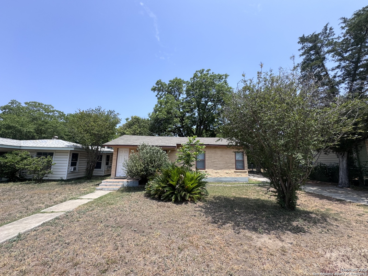339 Como San Antonio TX 78220