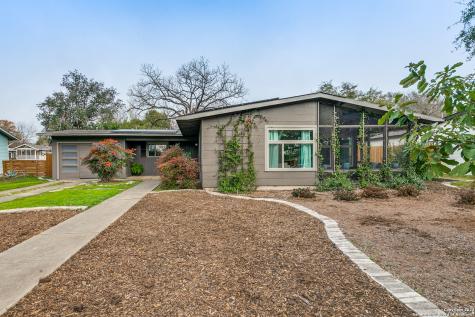 221 Seford Drive Terrell Hills TX 78209