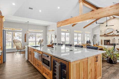 4205 N Fredericksburg Road Kerrville TX 78028