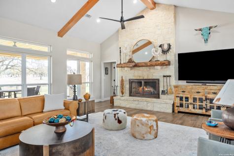 4205 N Fredericksburg Road Kerrville TX 78028