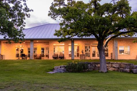 4205 N Fredericksburg Road Kerrville TX 78028