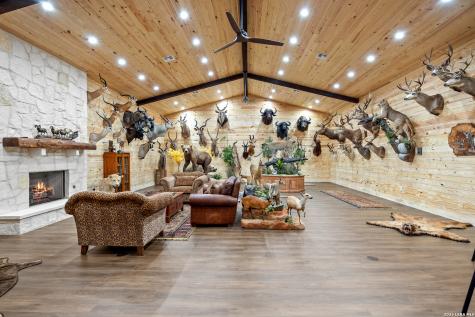 4205 N Fredericksburg Road Kerrville TX 78028