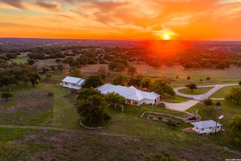 4205 N Fredericksburg Road Kerrville TX 78028