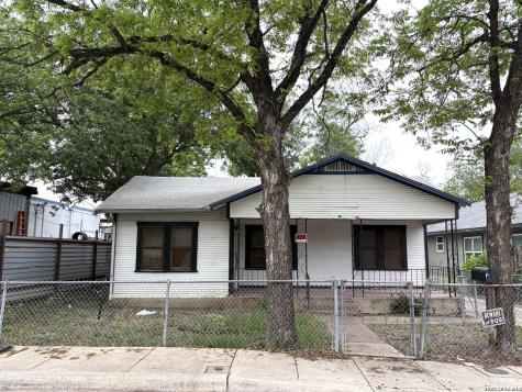 319 Mckay San Antonio TX 78204