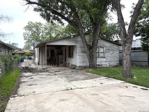 319 Mckay San Antonio TX 78204