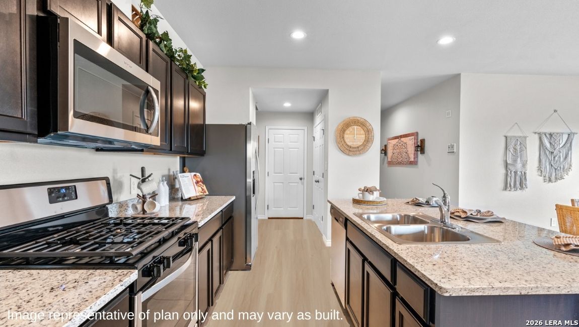 128 Hazel Peak Boerne TX 78006