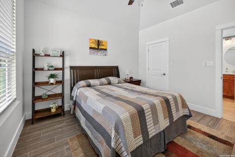 258 Heinen Road Bandera TX 78003