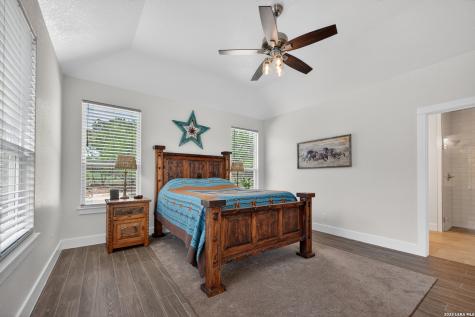 258 Heinen Road Bandera TX 78003