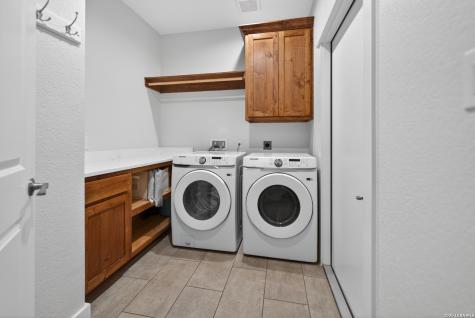 258 Heinen Road Bandera TX 78003