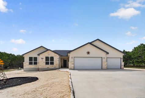 258 Heinen Road Bandera TX 78003