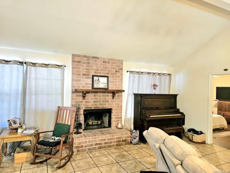 214 Cherry Ridge Floresville TX 78114