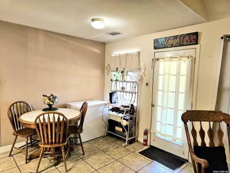 214 Cherry Ridge Floresville TX 78114