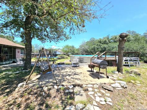 214 Cherry Ridge Floresville TX 78114