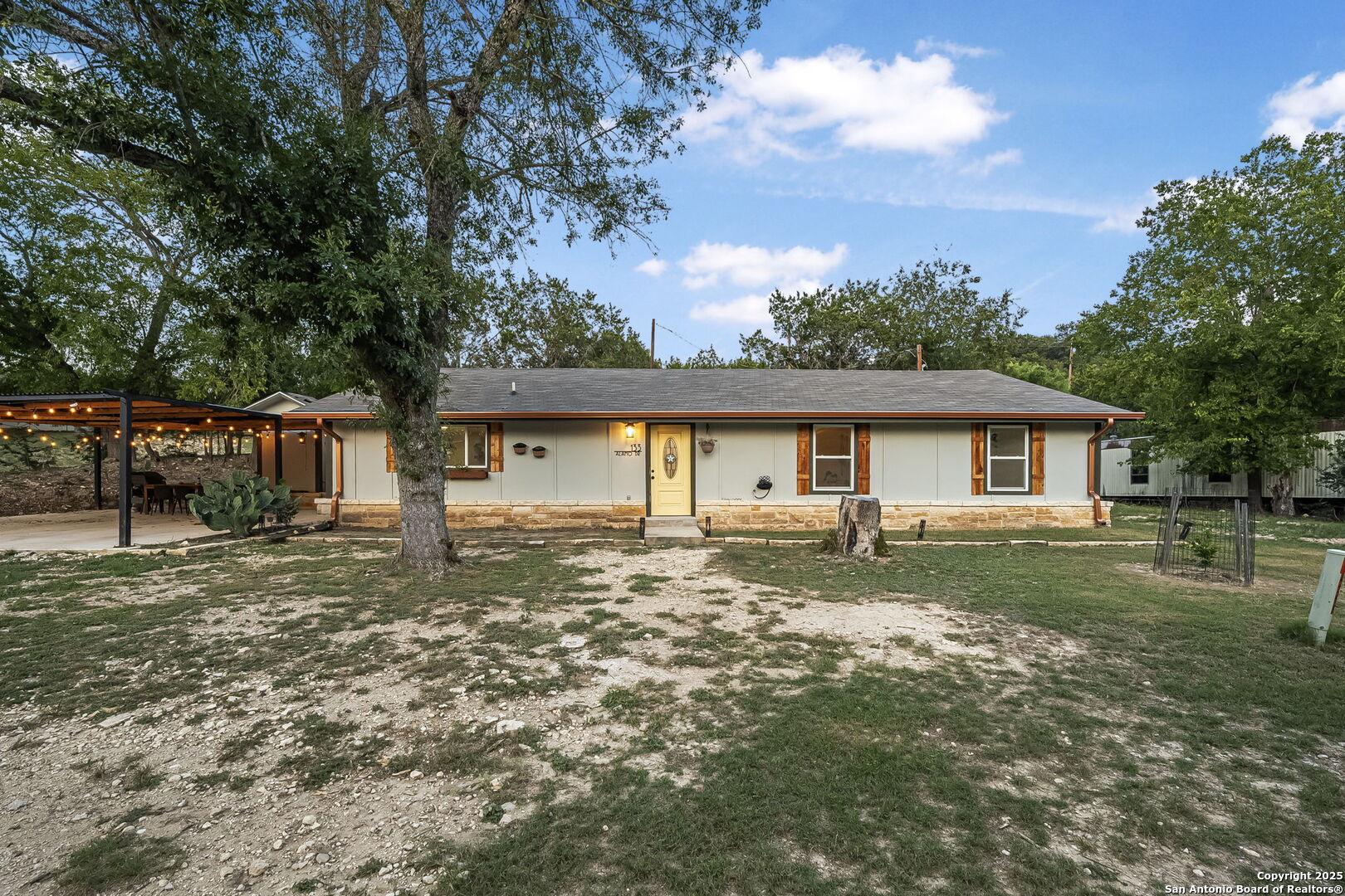 133 Alamo Pipe Creek TX 78063
