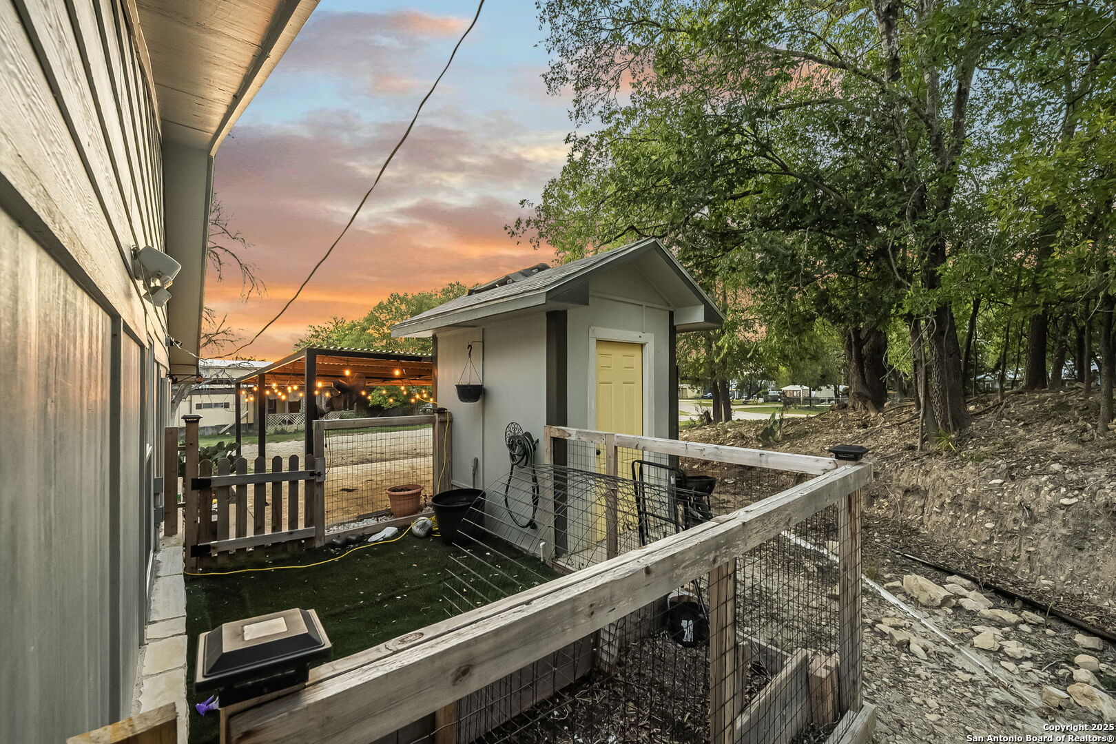 133 Alamo Pipe Creek TX 78063