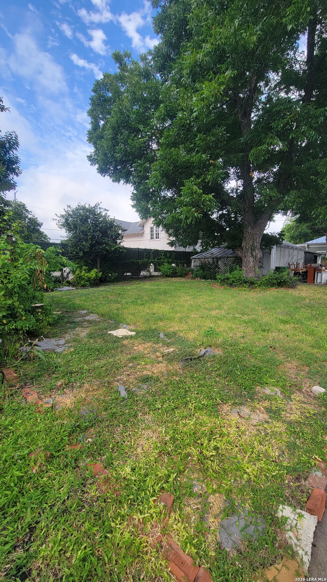 825 N Pine Street San Antonio TX 78202