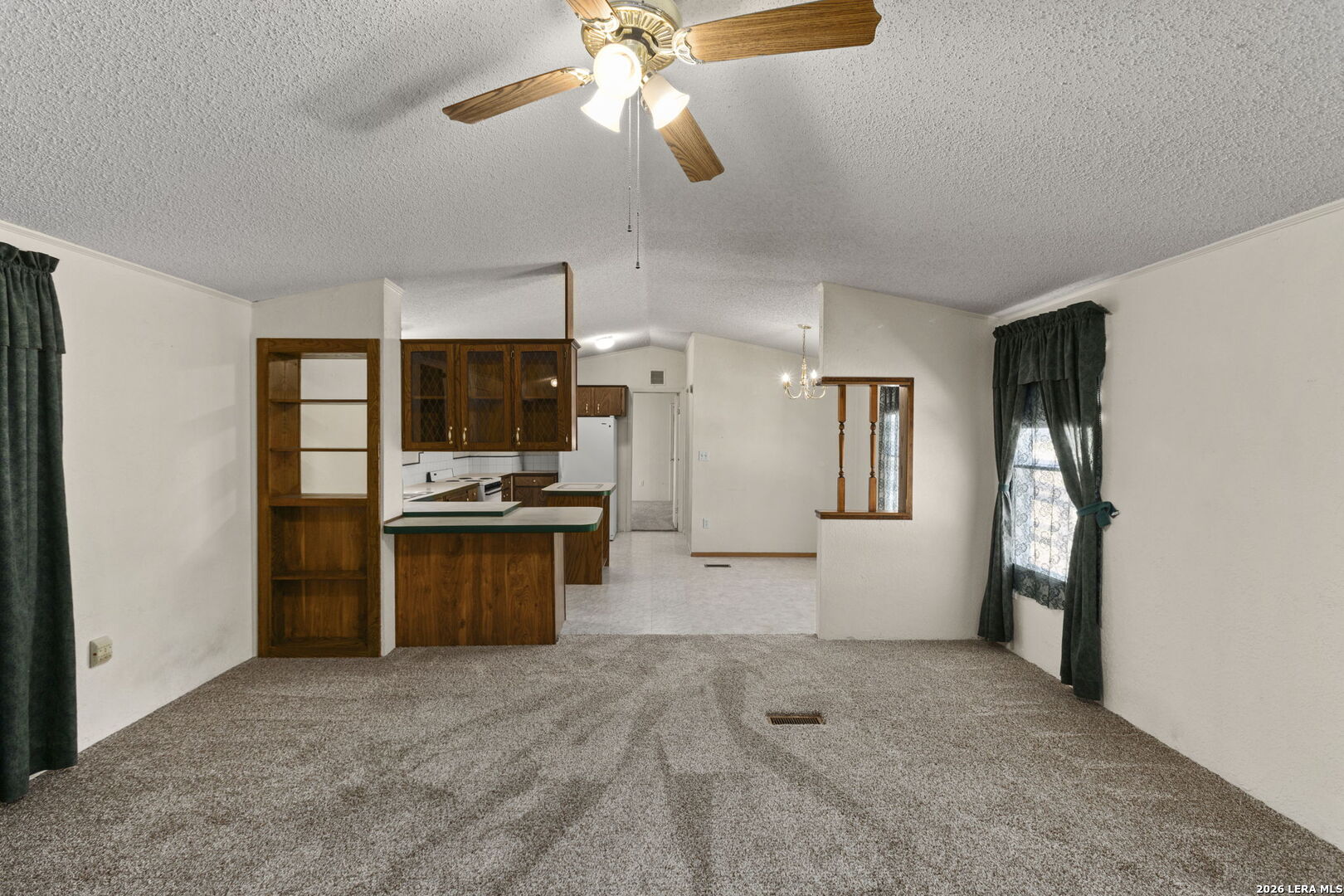182 Austin Lane Lakehills TX 78063