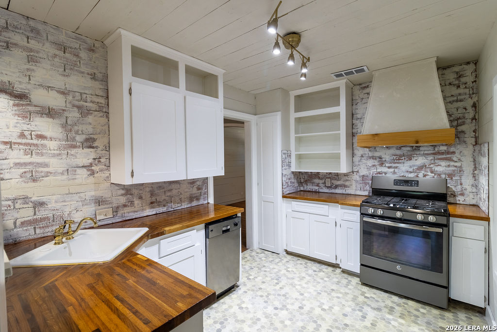 439 Astor Street San Antonio TX 78210