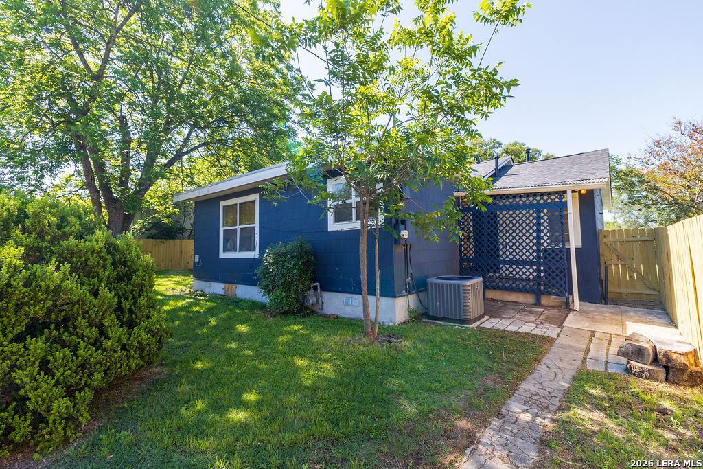 439 Astor Street San Antonio TX 78210